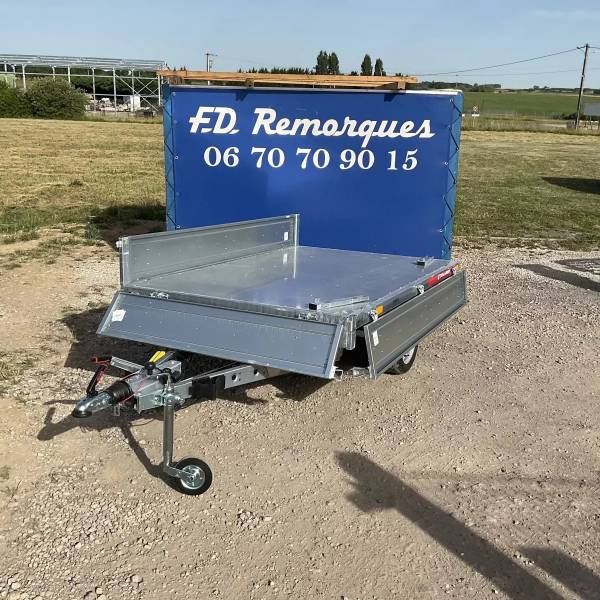 Remorque basculante électrique simple essieu freinée avec ridelles acier à Strasbourg dans le Bas-Rhin