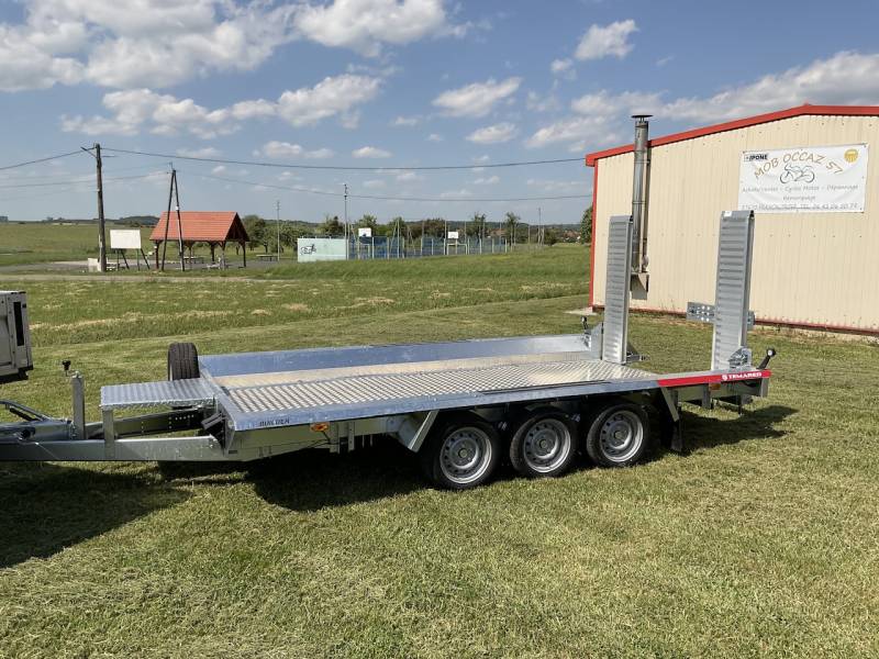 Remorque porte engin double essieux à Sarrebourg en Moselle