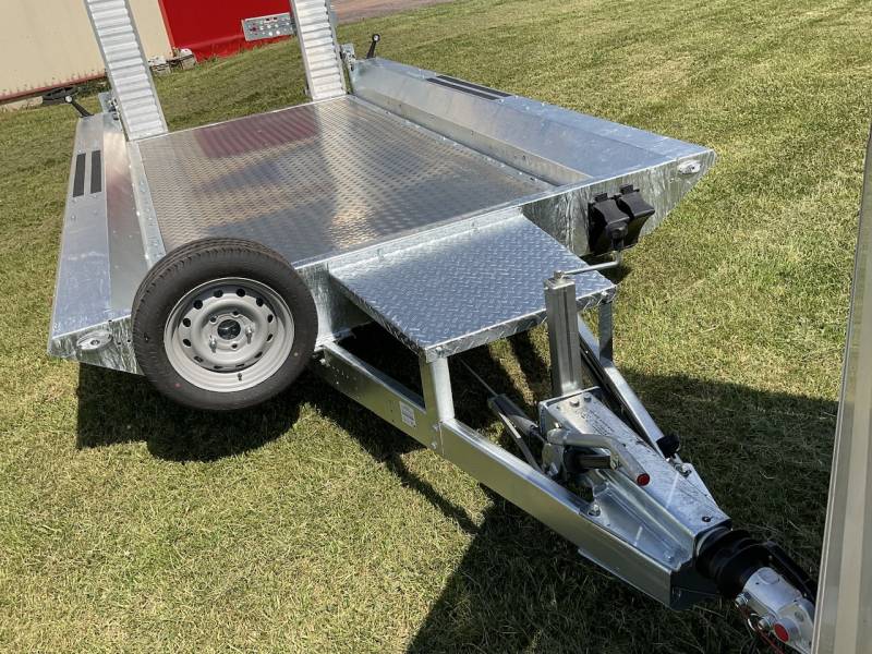 Remorque porte engin double essieux à Sarrebourg en Moselle