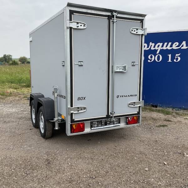 Remorque fourgon double essieux 250x125x150 cm non freinée en ptac 750 kg avec permis B - SARREBOURG