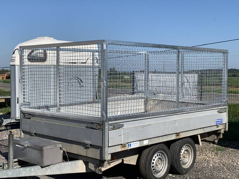vous recherchez un kit grillagée pour remorque fabriquer sur mesure à Francaltroff en Lorraine ?