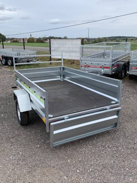 Remorque voiture simple essieu non freinée en Lorraine à Francaltroff