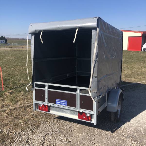 Remorque ERDE bâchée simple essieu non freinée 251x135x145 cm avec permis B