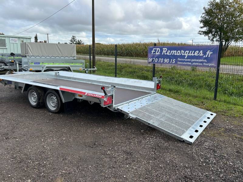 Remorque BUILDER porte-engin 350 × 182 × 25 cm utiles, avec système de freinage et PTAC max de 2 700 kg